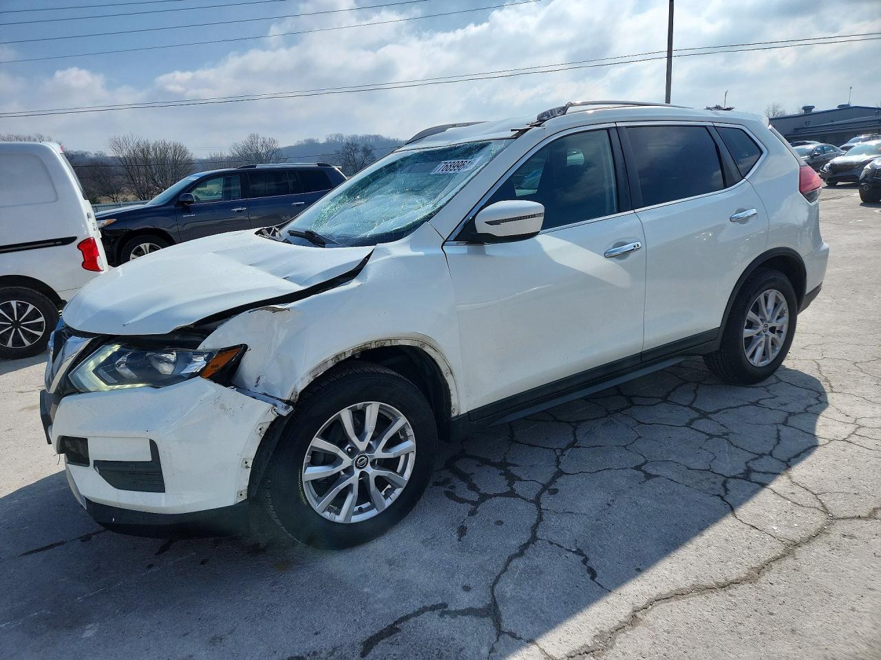 2017 NISSAN ROGUE