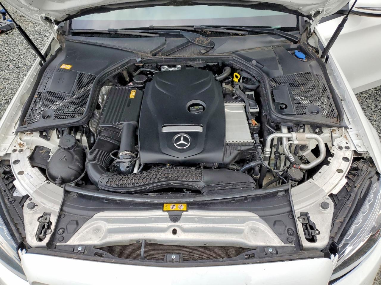2016 MERCEDES-BENZ C-CLASS