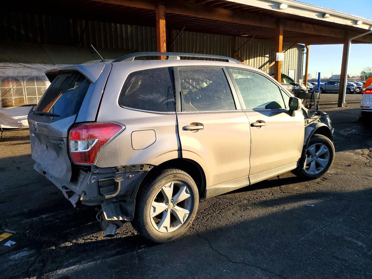 2015 SUBARU FORESTER