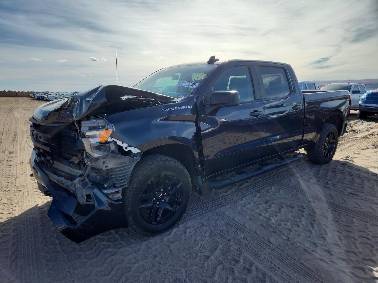 2023 CHEVROLET Silverado