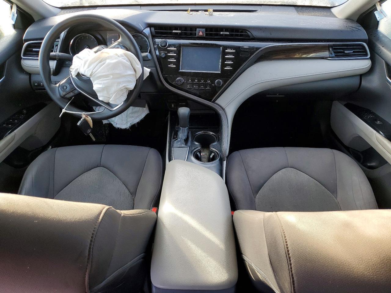 2019 TOYOTA CAMRY