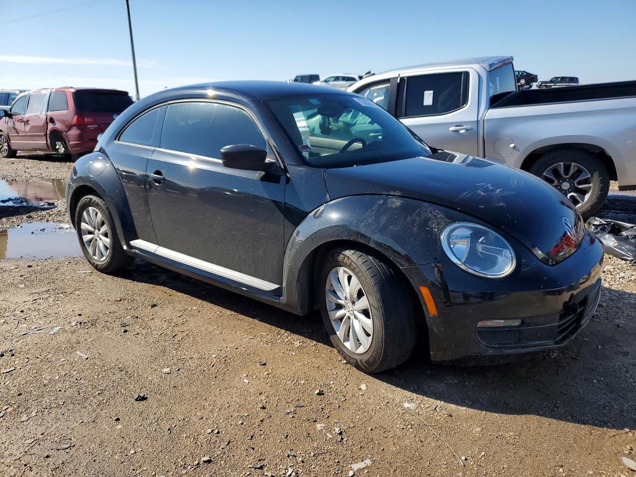 2016 VOLKSWAGEN Beetle