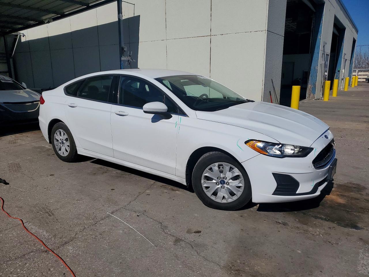 2019 FORD FUSION