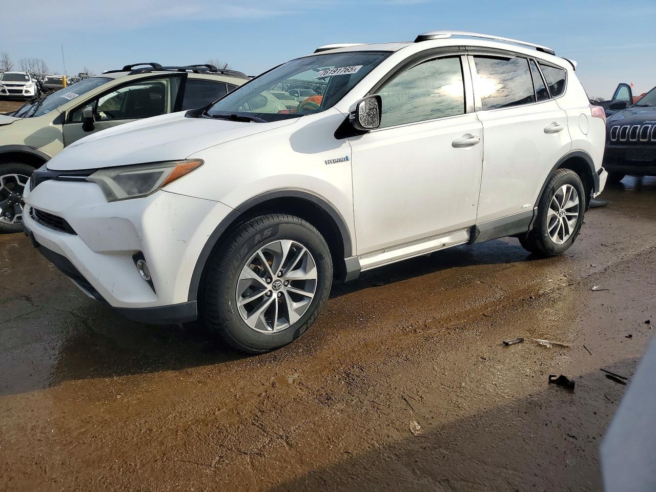 2016 TOYOTA RAV4