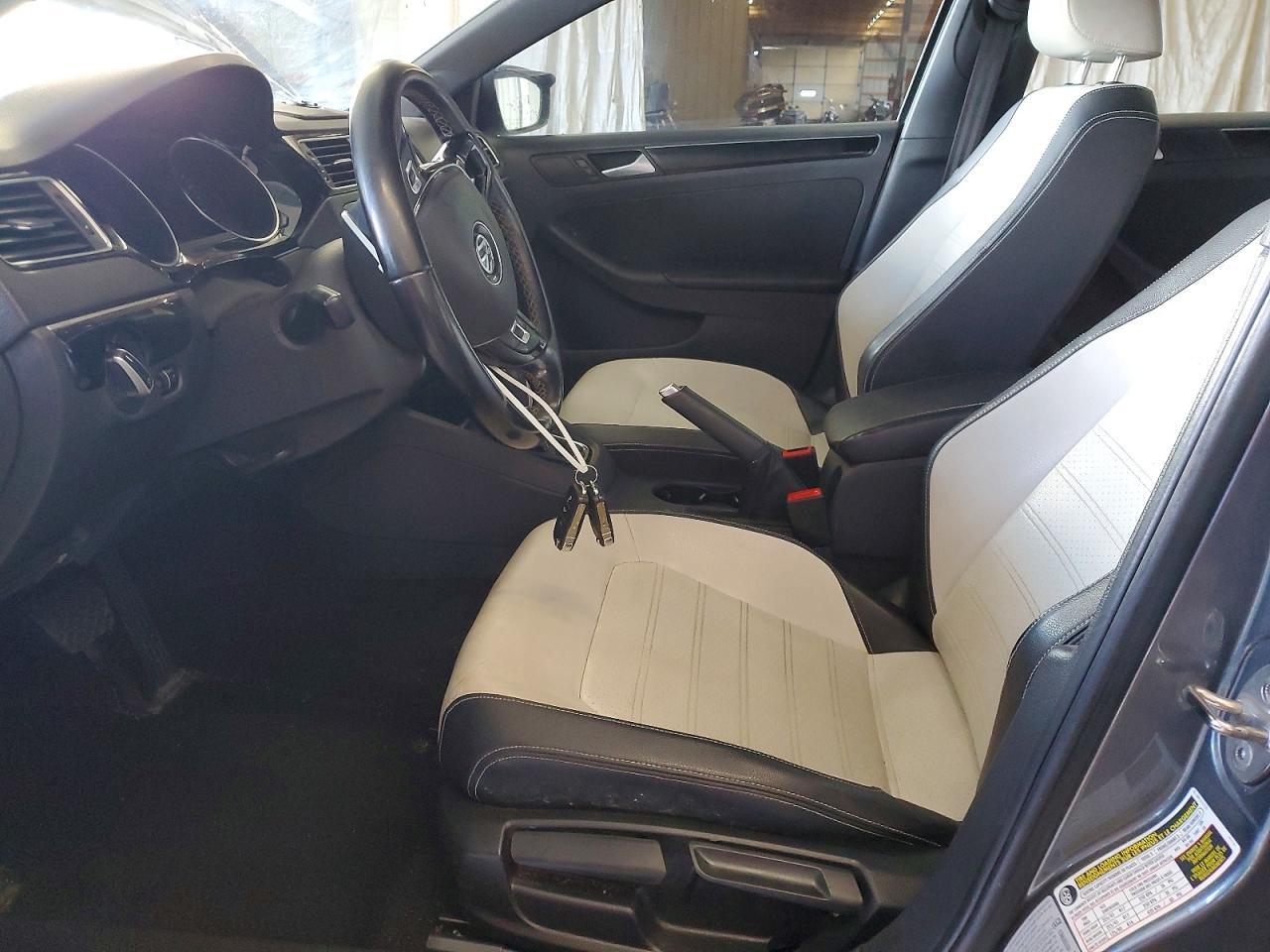 2015 VOLKSWAGEN JETTA