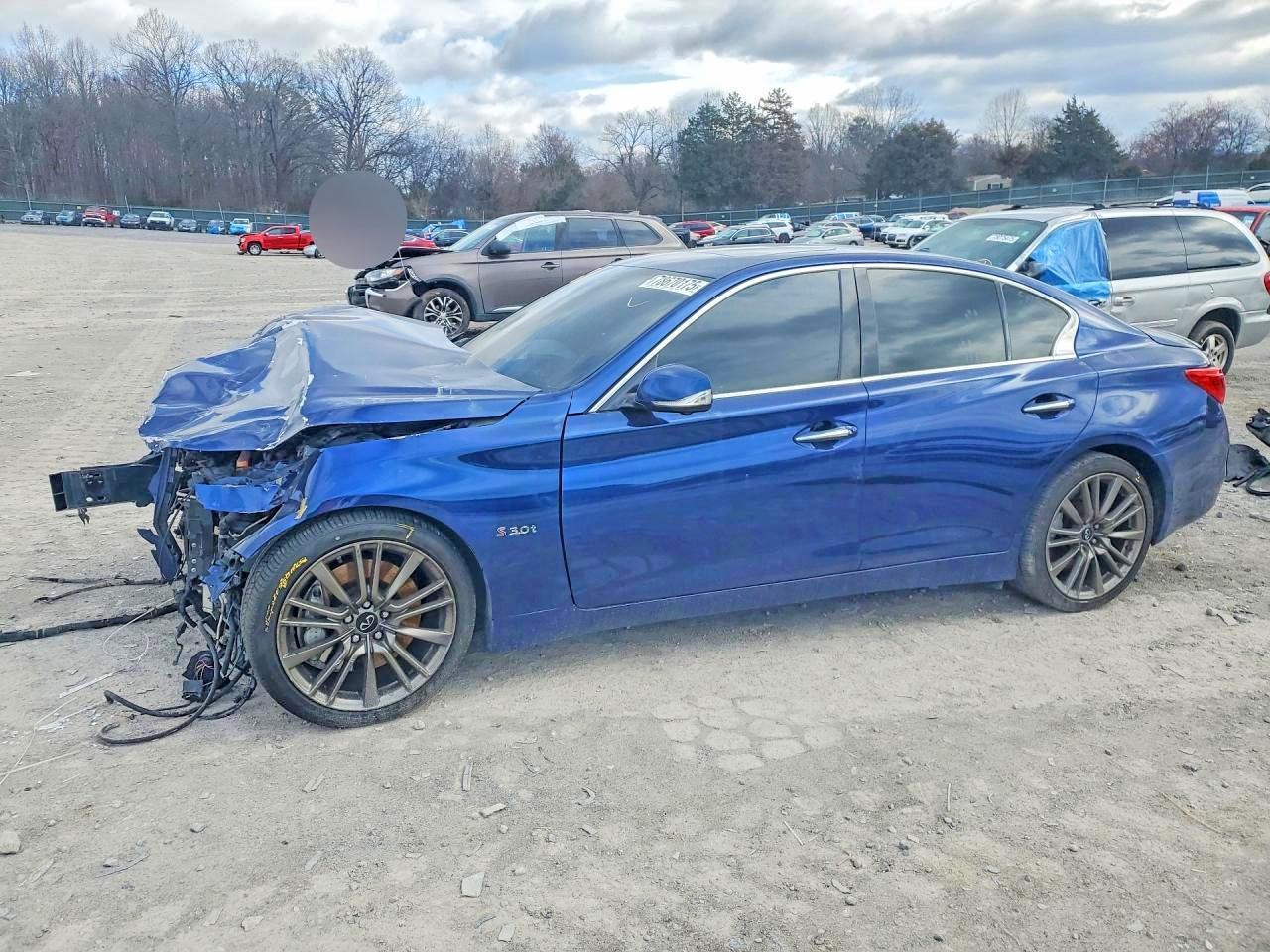 2016 INFINITI Q50