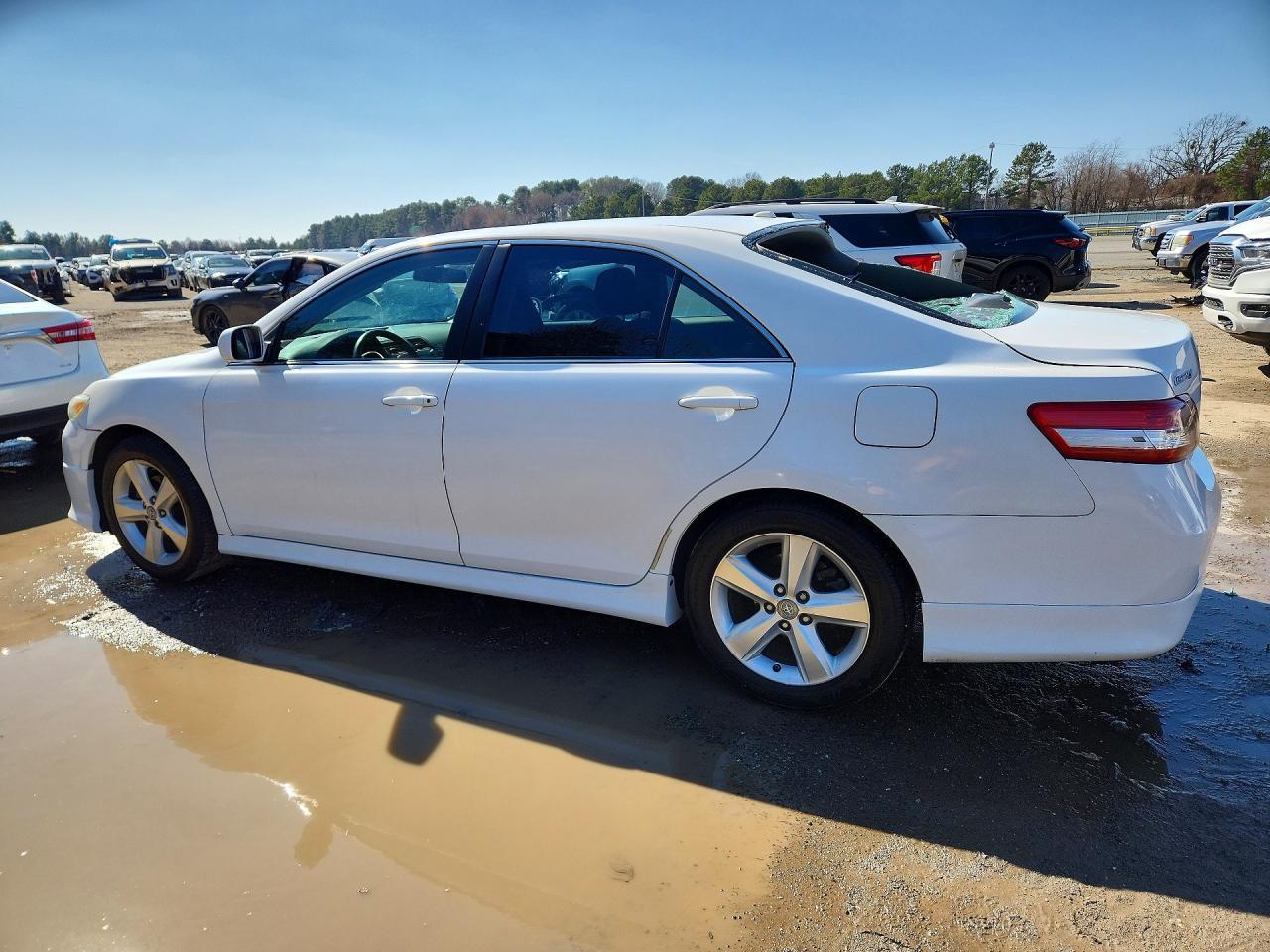 2010 TOYOTA CAMRY