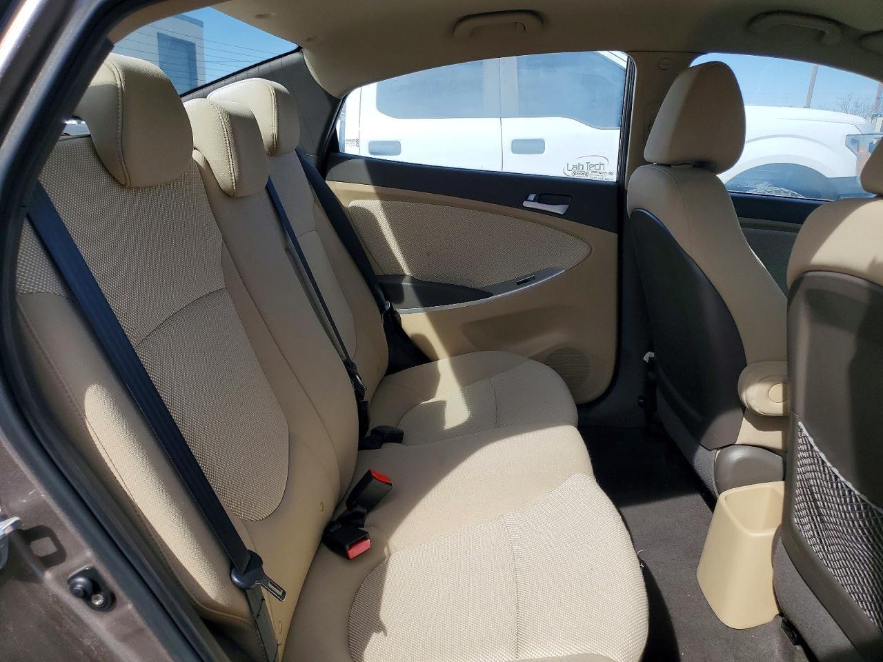 2012 HYUNDAI ACCENT
