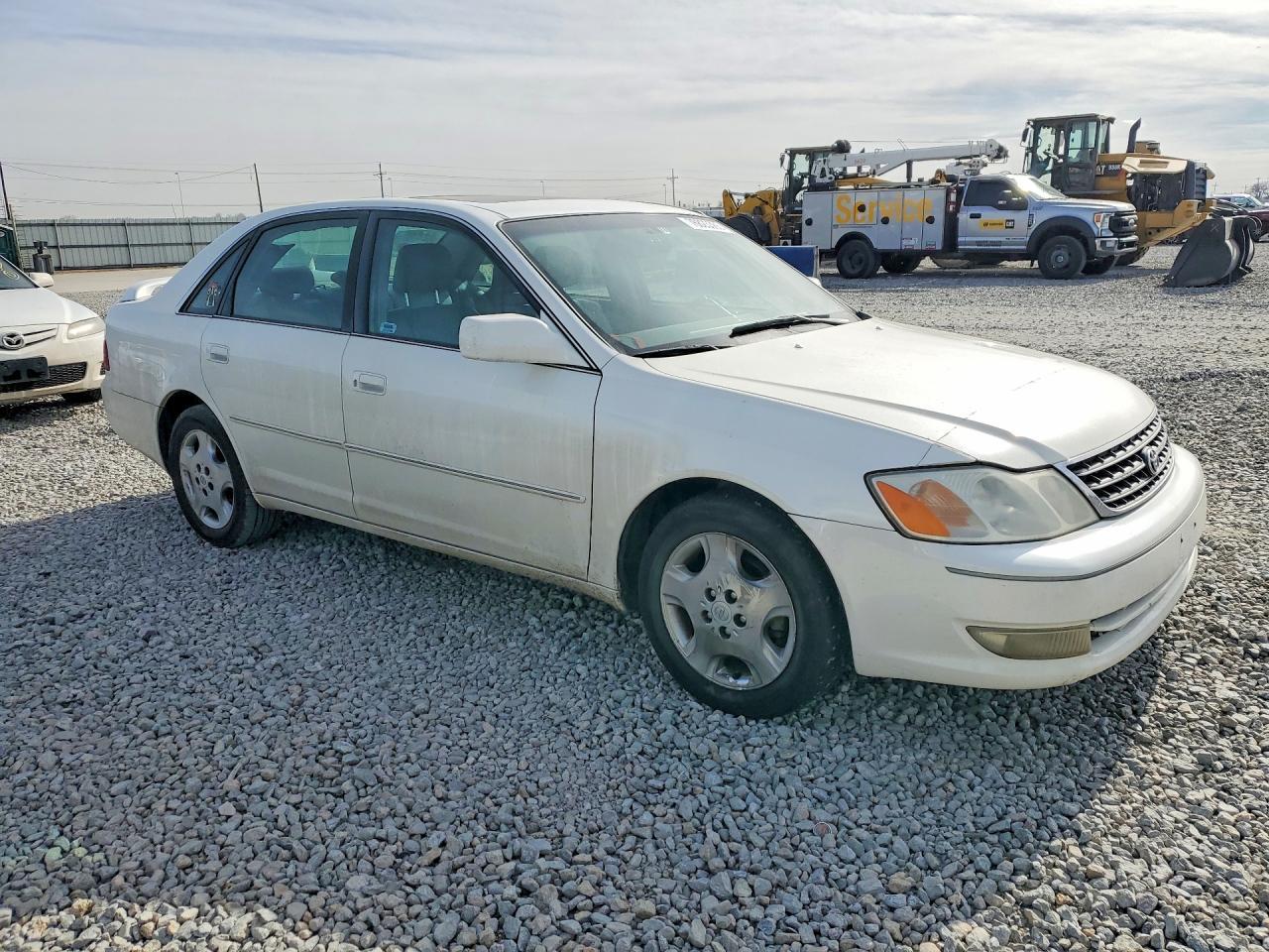2004 TOYOTA Avalon