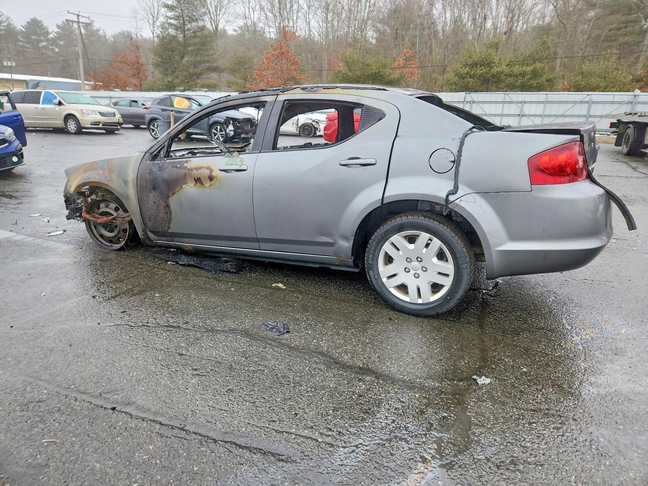 2012 DODGE Avenger