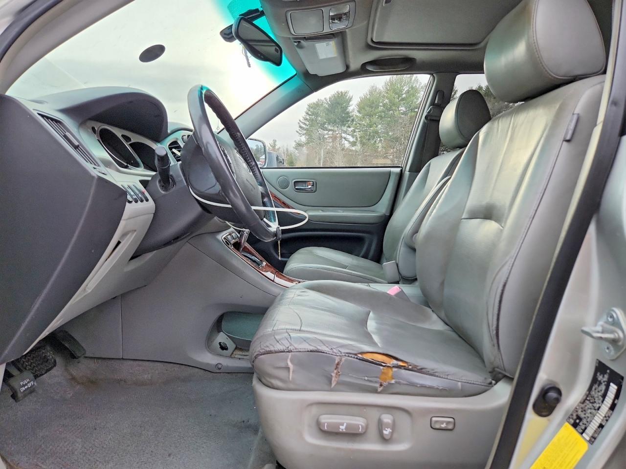 2005 TOYOTA HIGHLANDER