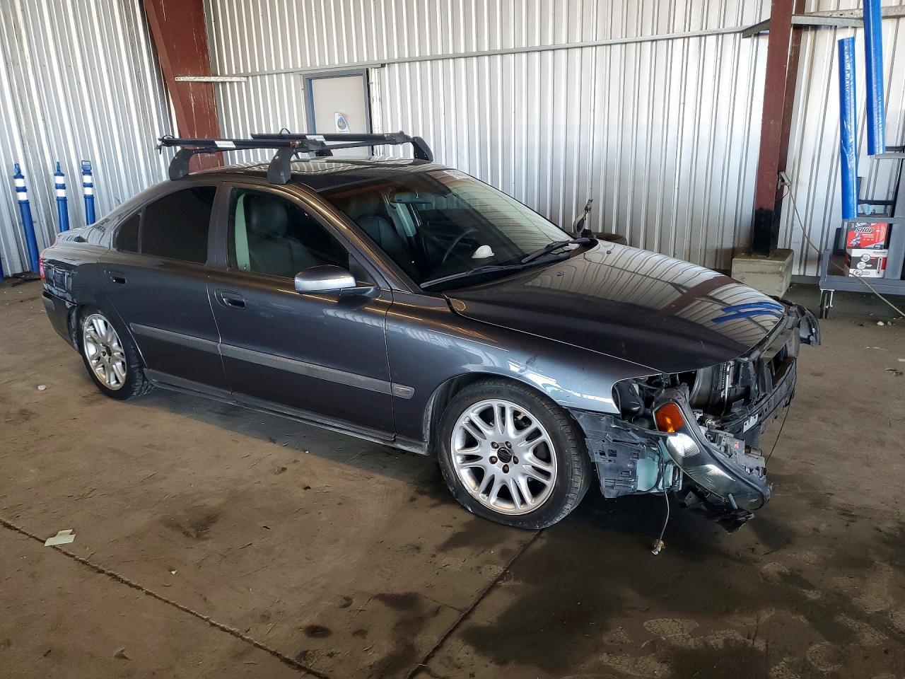 2004 VOLVO S60