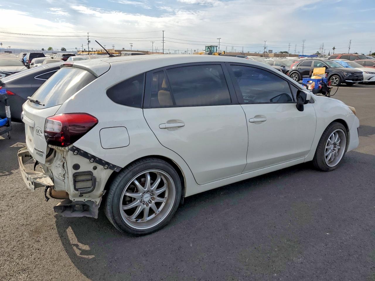 2016 SUBARU IMPREZA