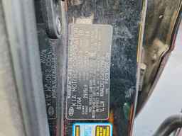 2004 KIA Amanti