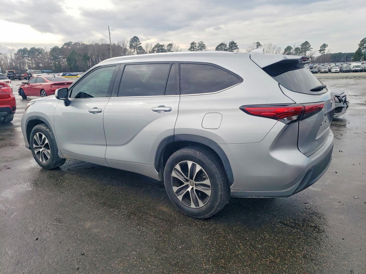 2021 TOYOTA HIGHLANDER