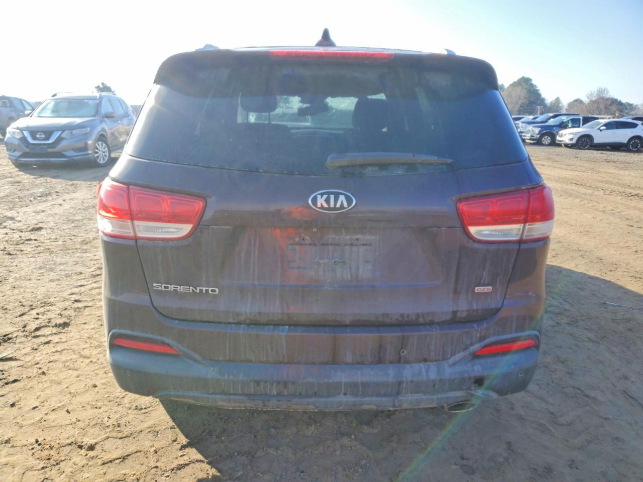 2016 KIA SORENTO