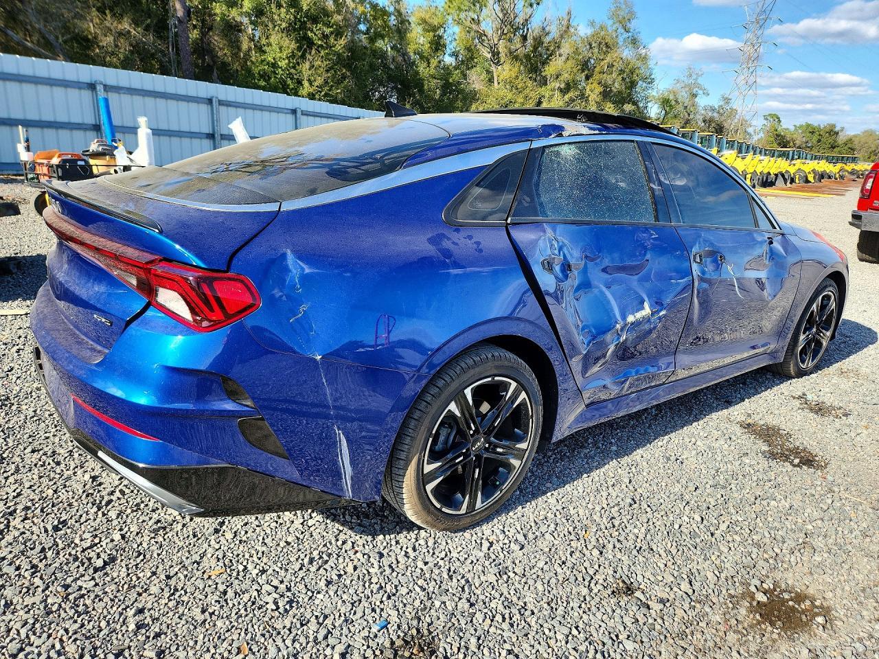 2022 KIA K5