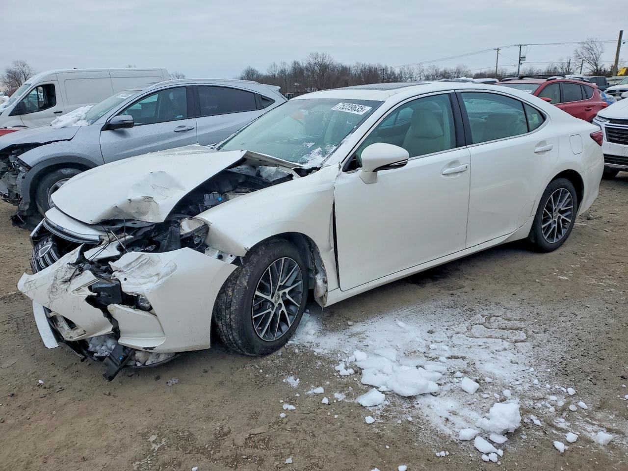 2016 LEXUS ES 350