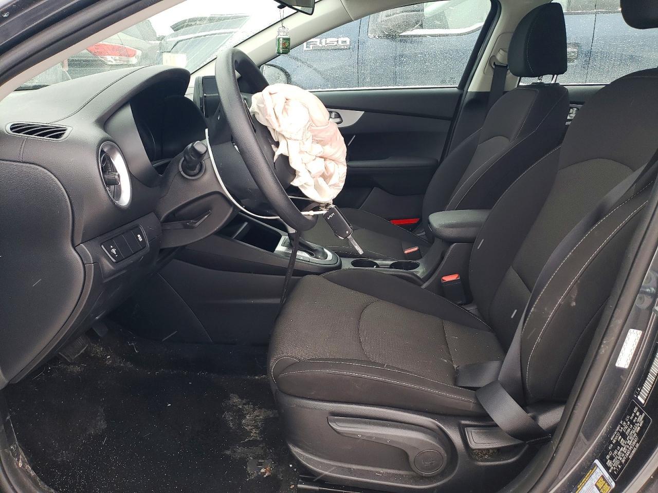 2023 KIA FORTE