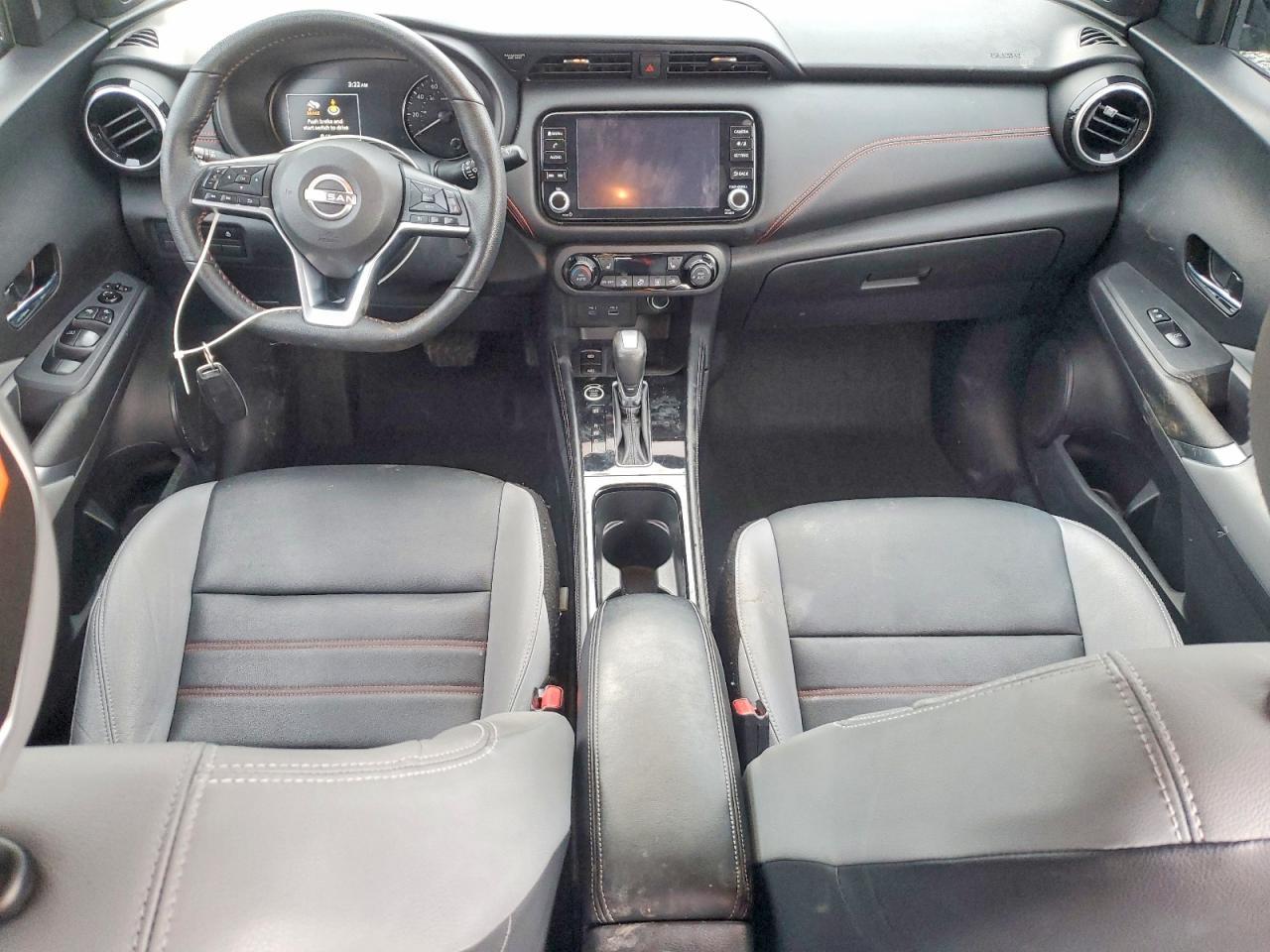 2023 NISSAN KICKS