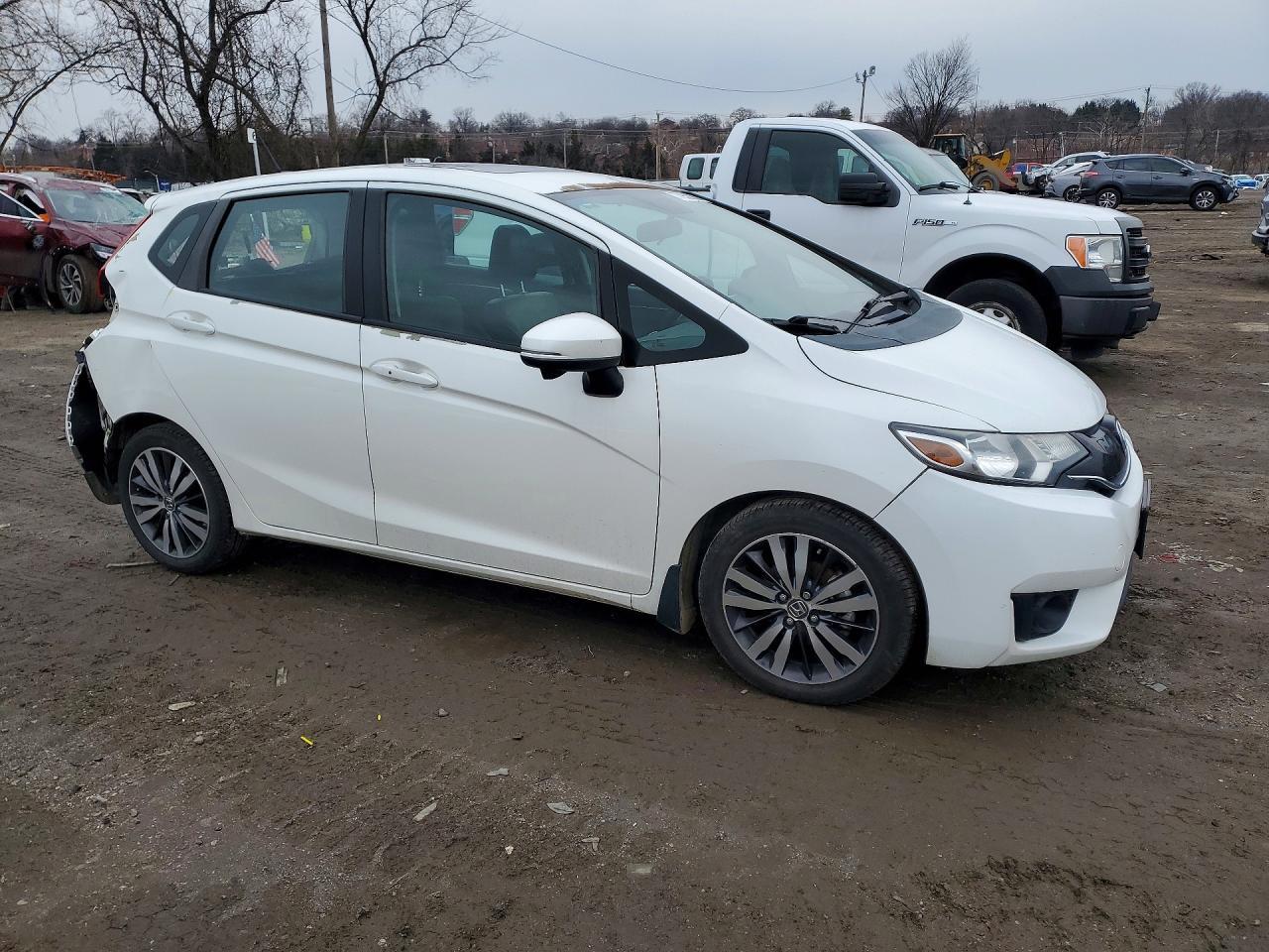 2015 HONDA FIT