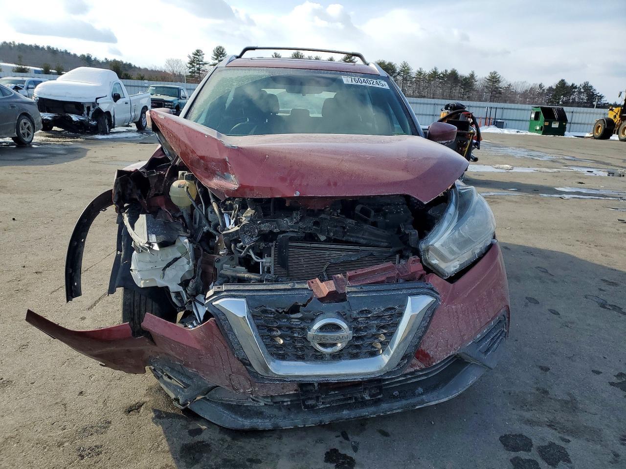 2019 NISSAN KICKS