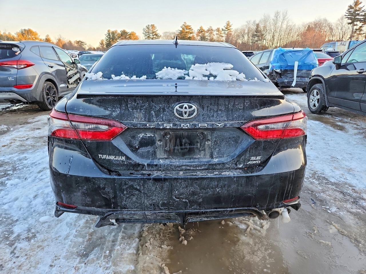2024 TOYOTA CAMRY