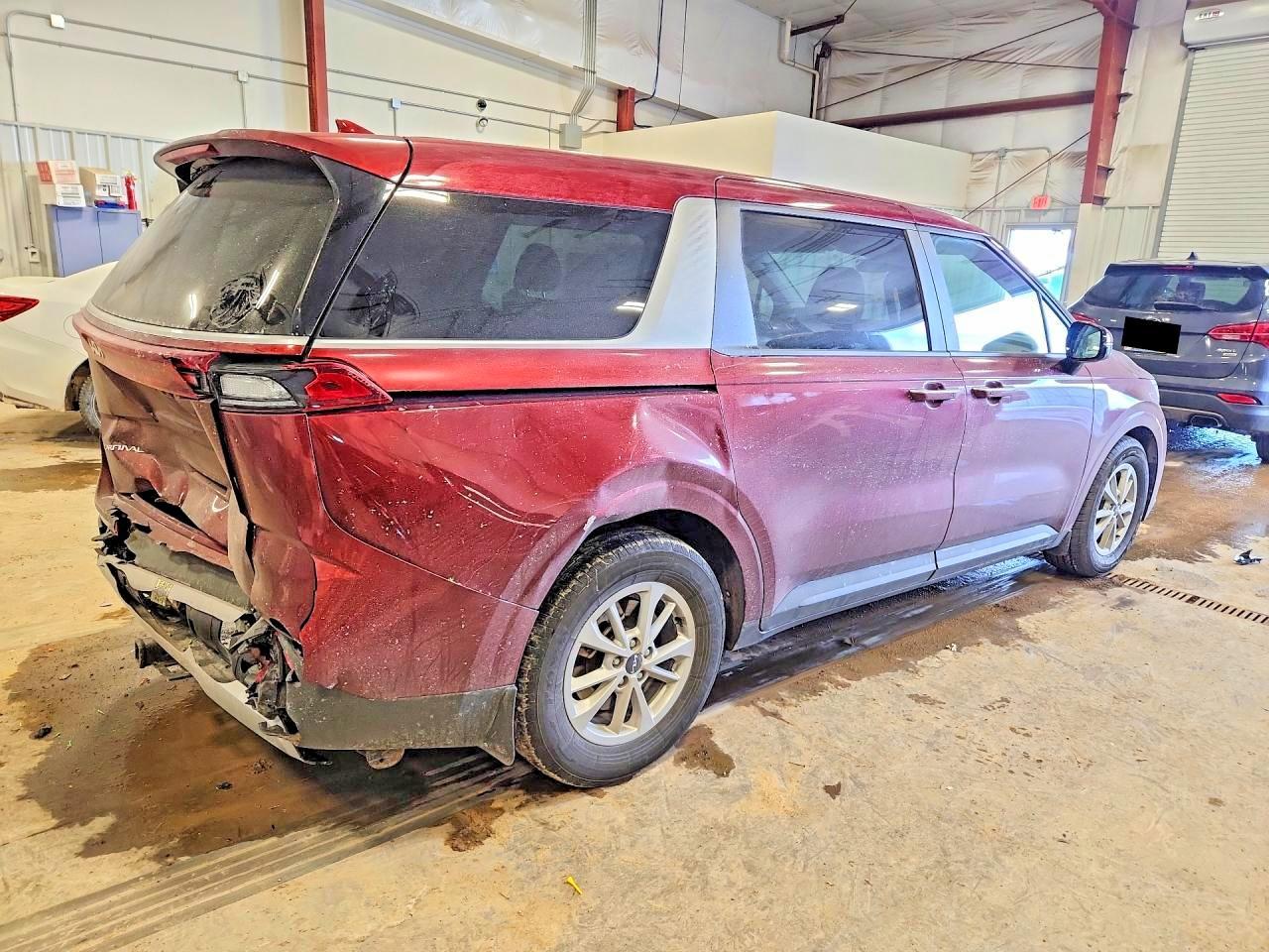 2024 KIA Carnival
