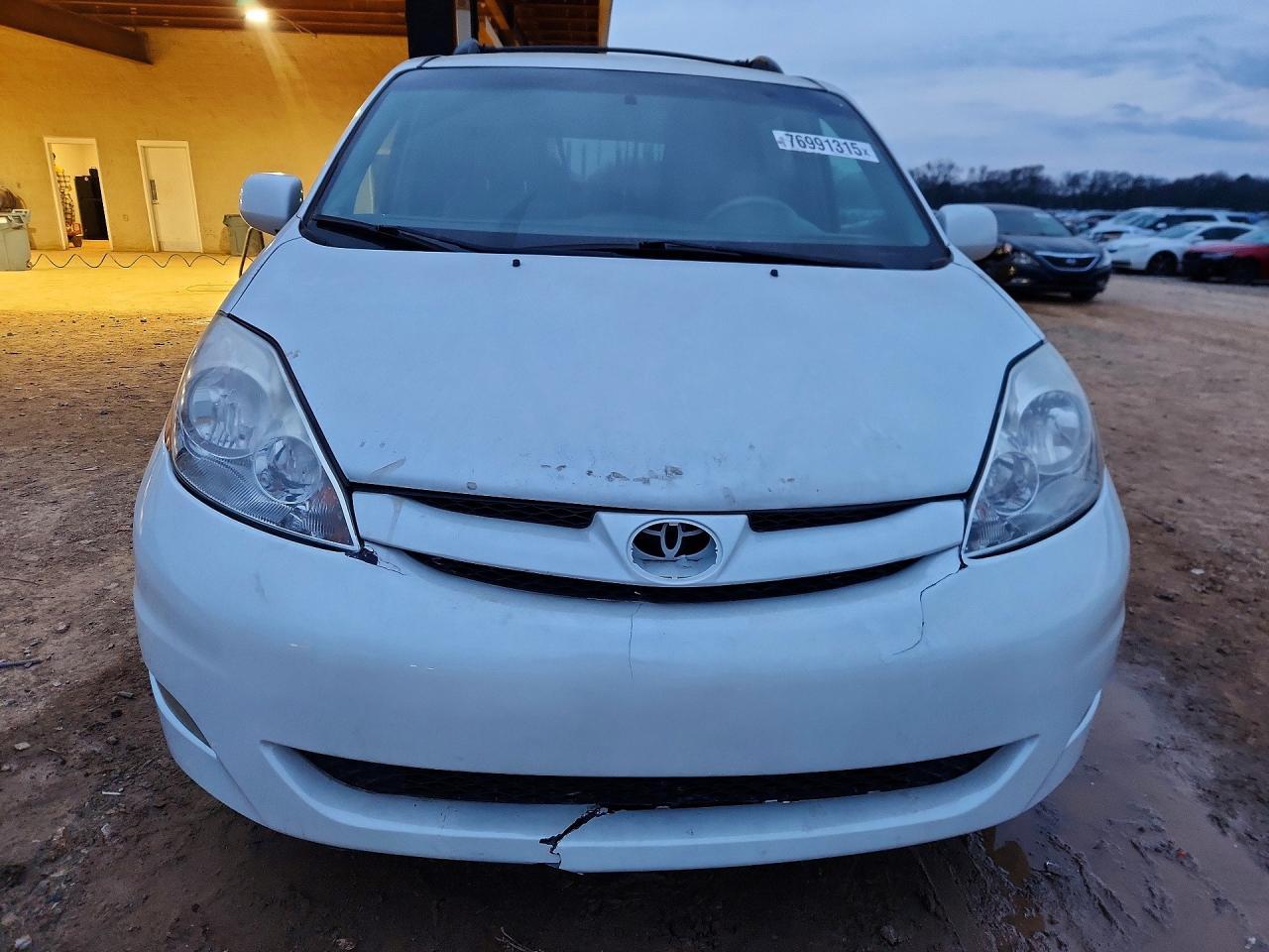 2006 TOYOTA SIENNA