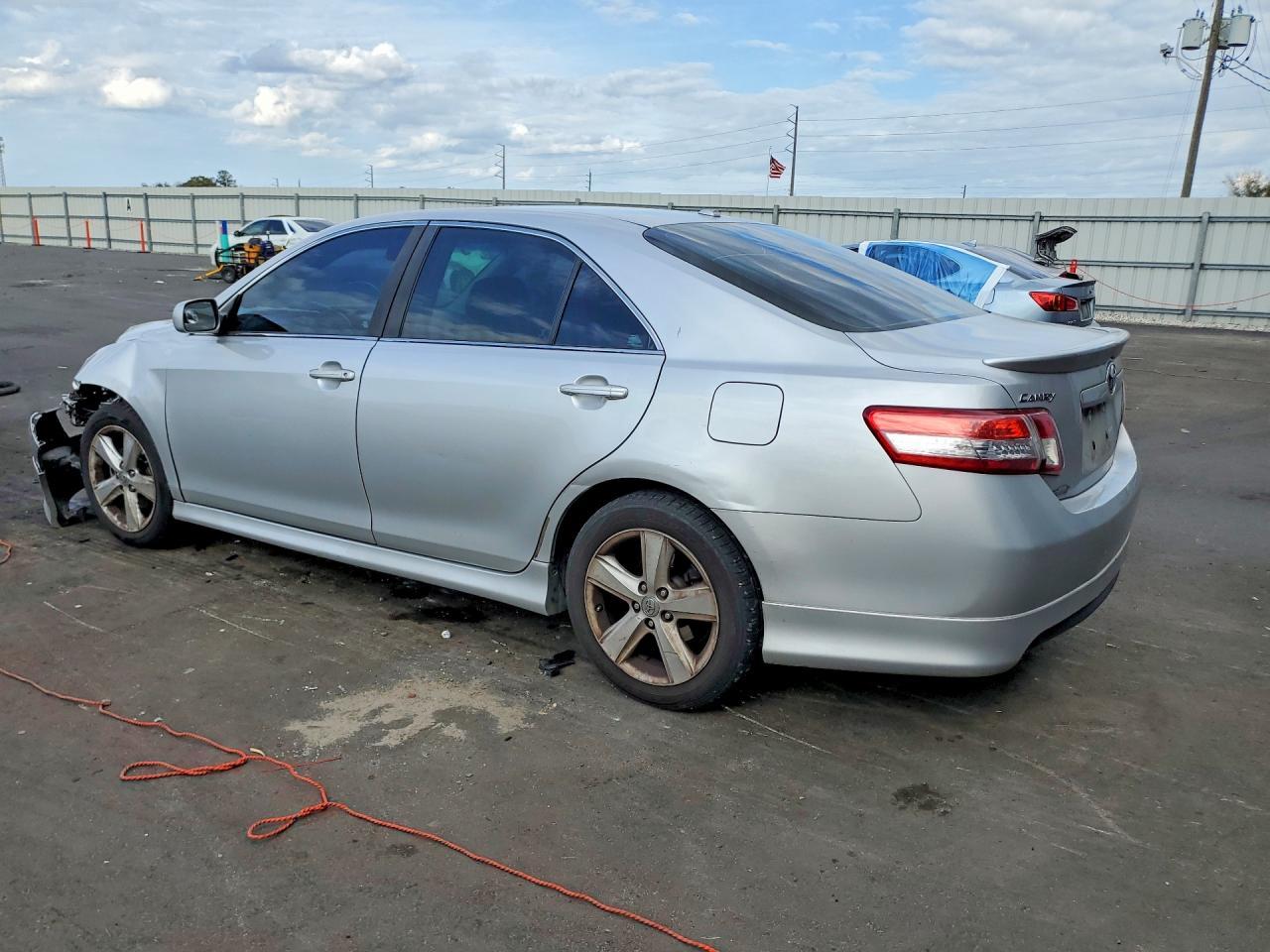 2010 TOYOTA CAMRY