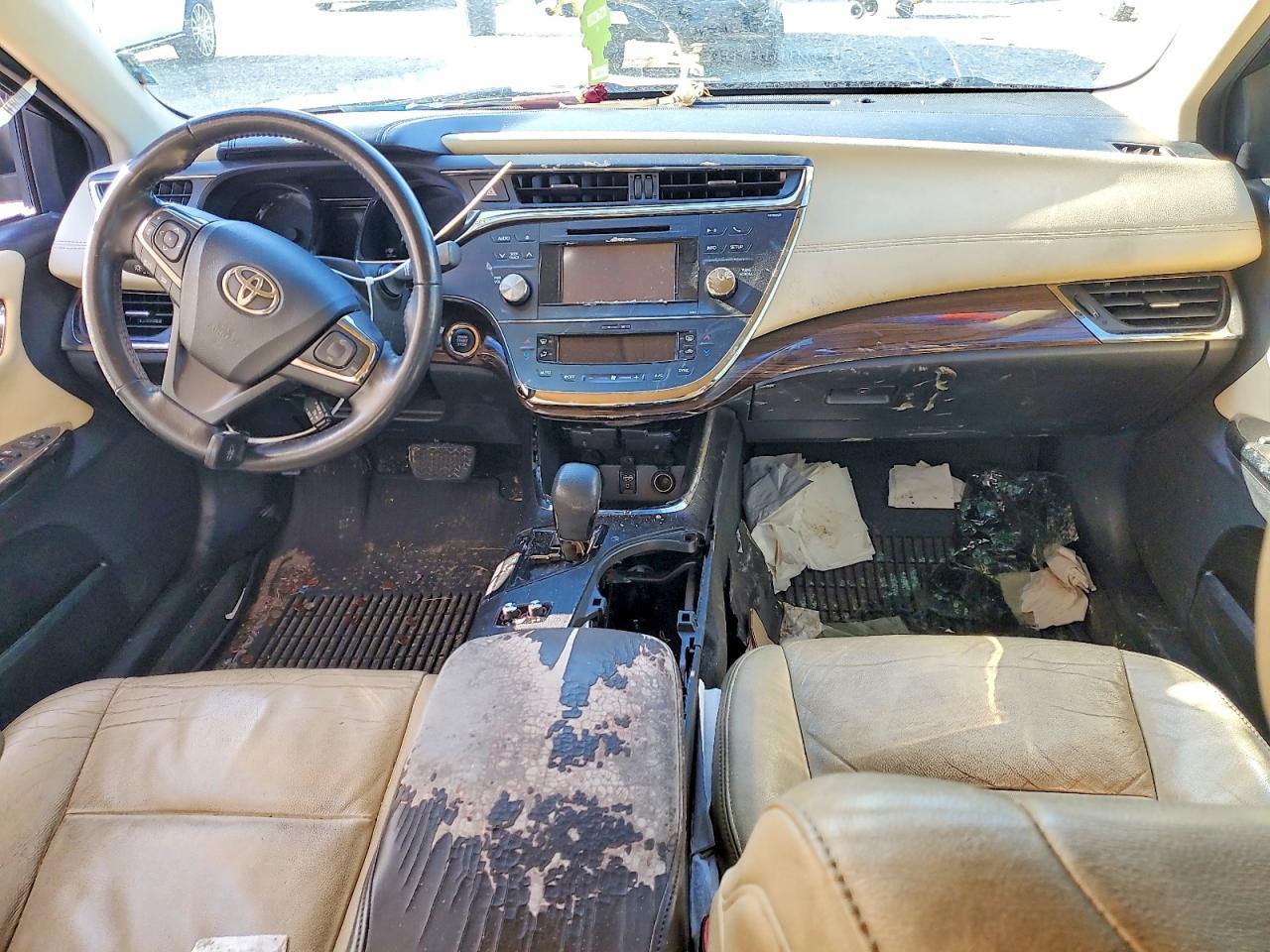 2013 TOYOTA Avalon