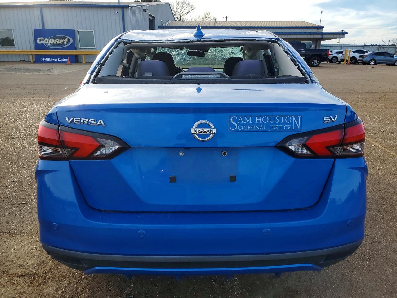 2021 NISSAN VERSA