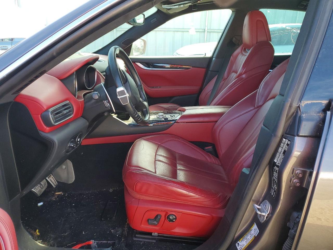 2017 MASERATI Levante