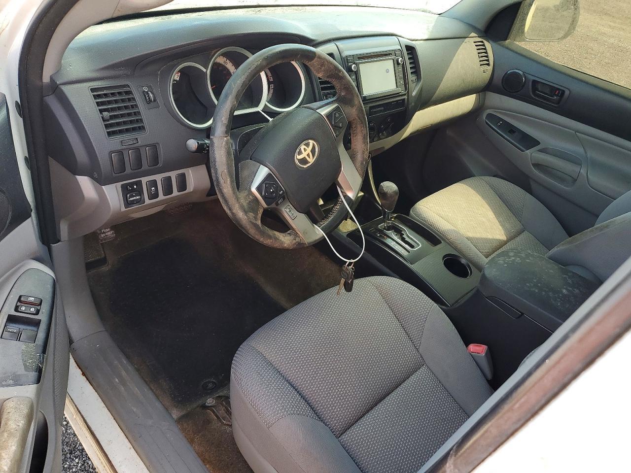 2015 TOYOTA TACOMA