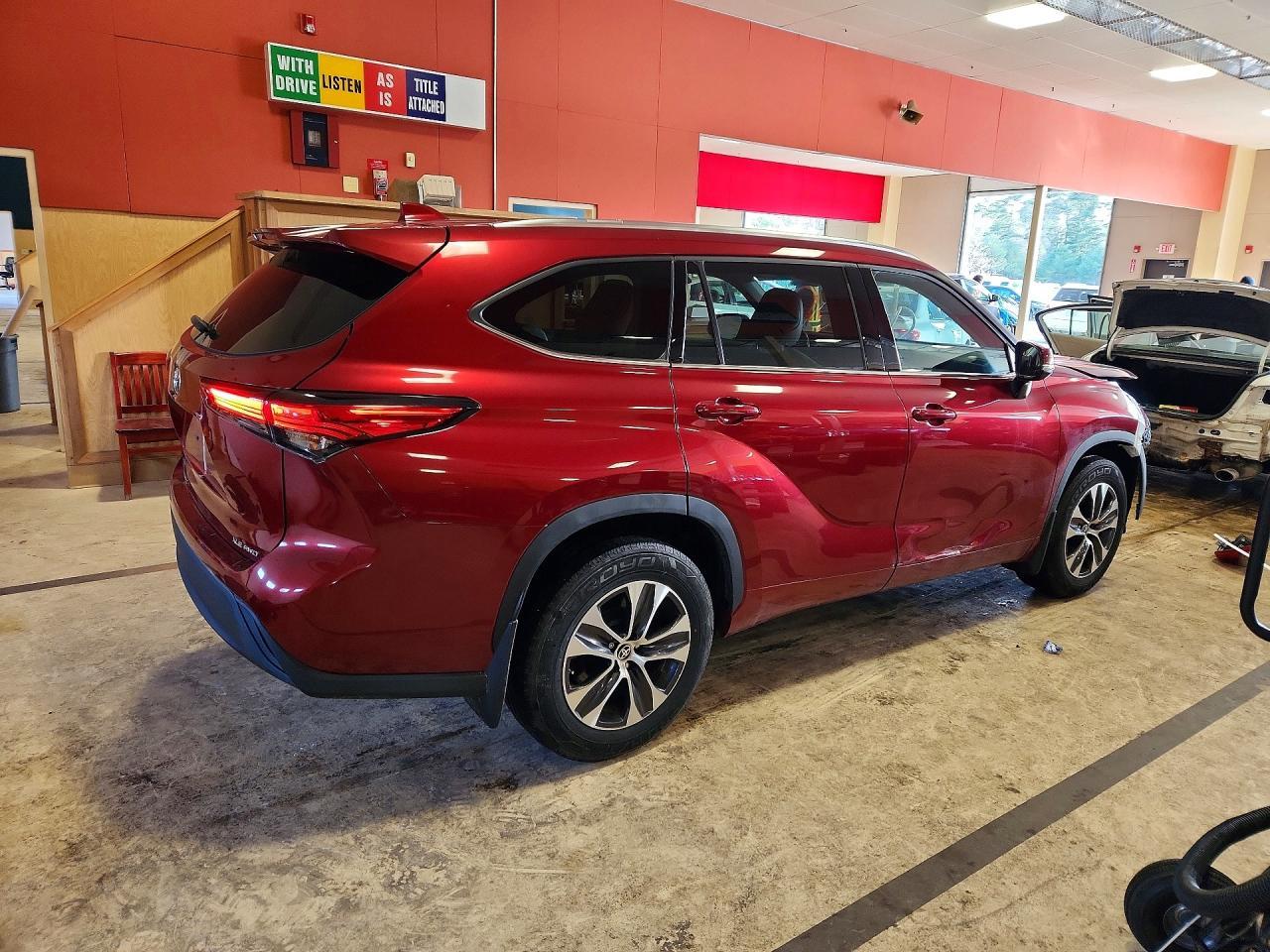 2021 TOYOTA HIGHLANDER