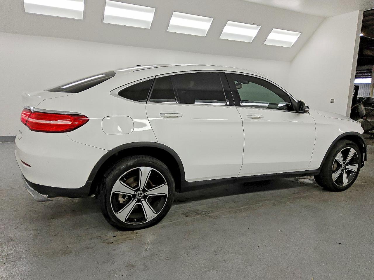 2017 MERCEDES-BENZ GLC-Class