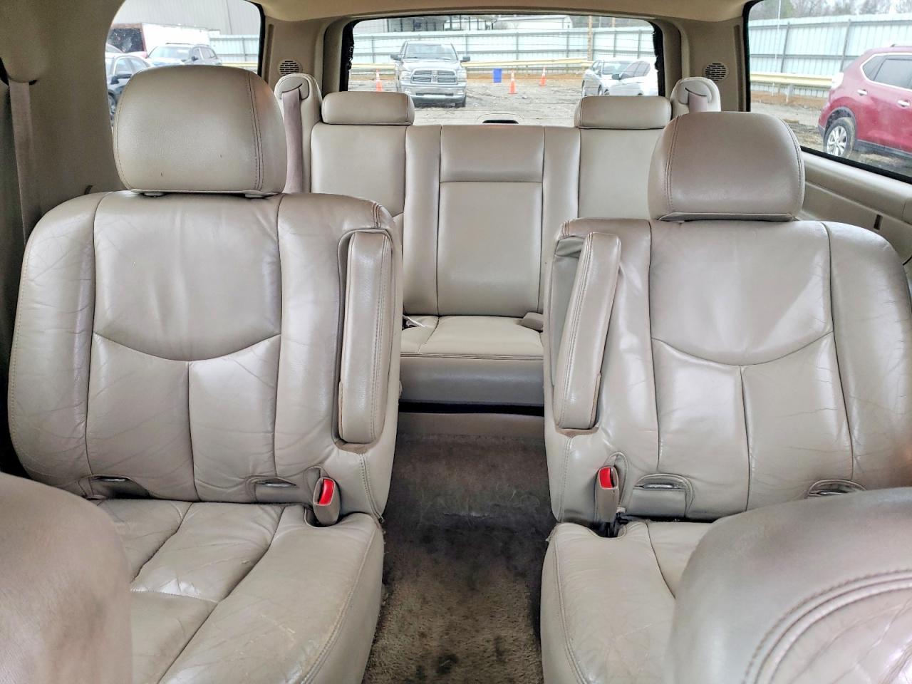 2003 CHEVROLET Suburban