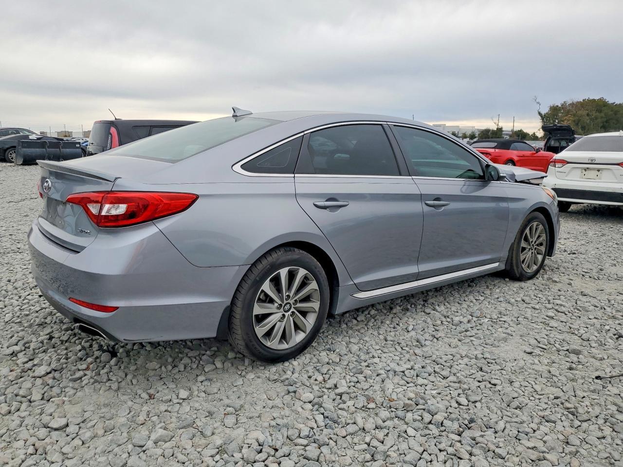 2016 HYUNDAI SONATA