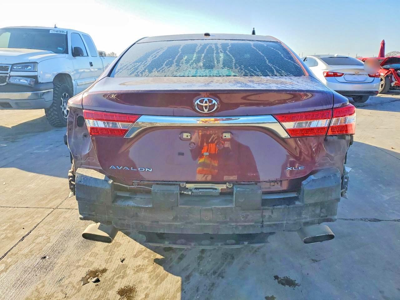 2013 TOYOTA Avalon