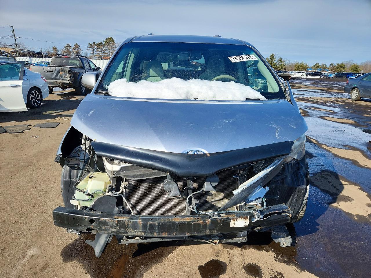 2013 TOYOTA SIENNA