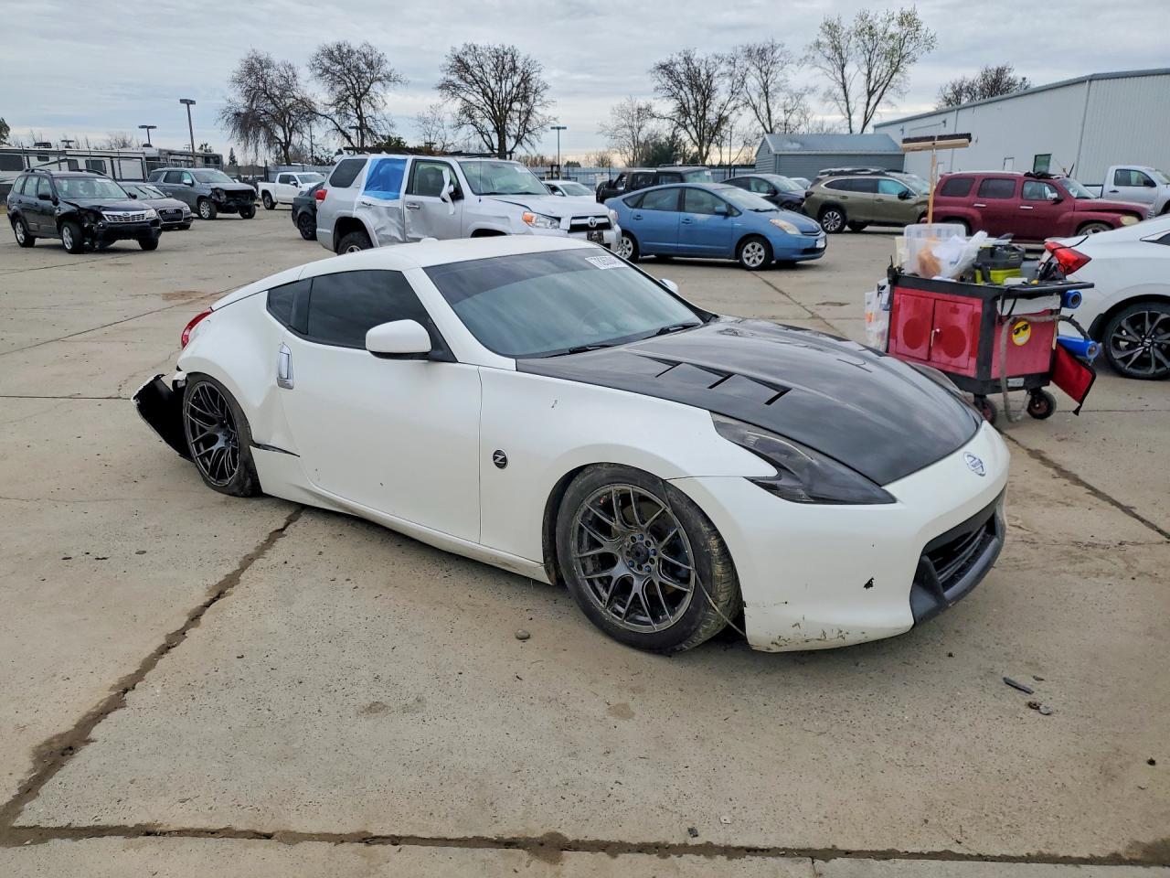 2011 NISSAN 370Z