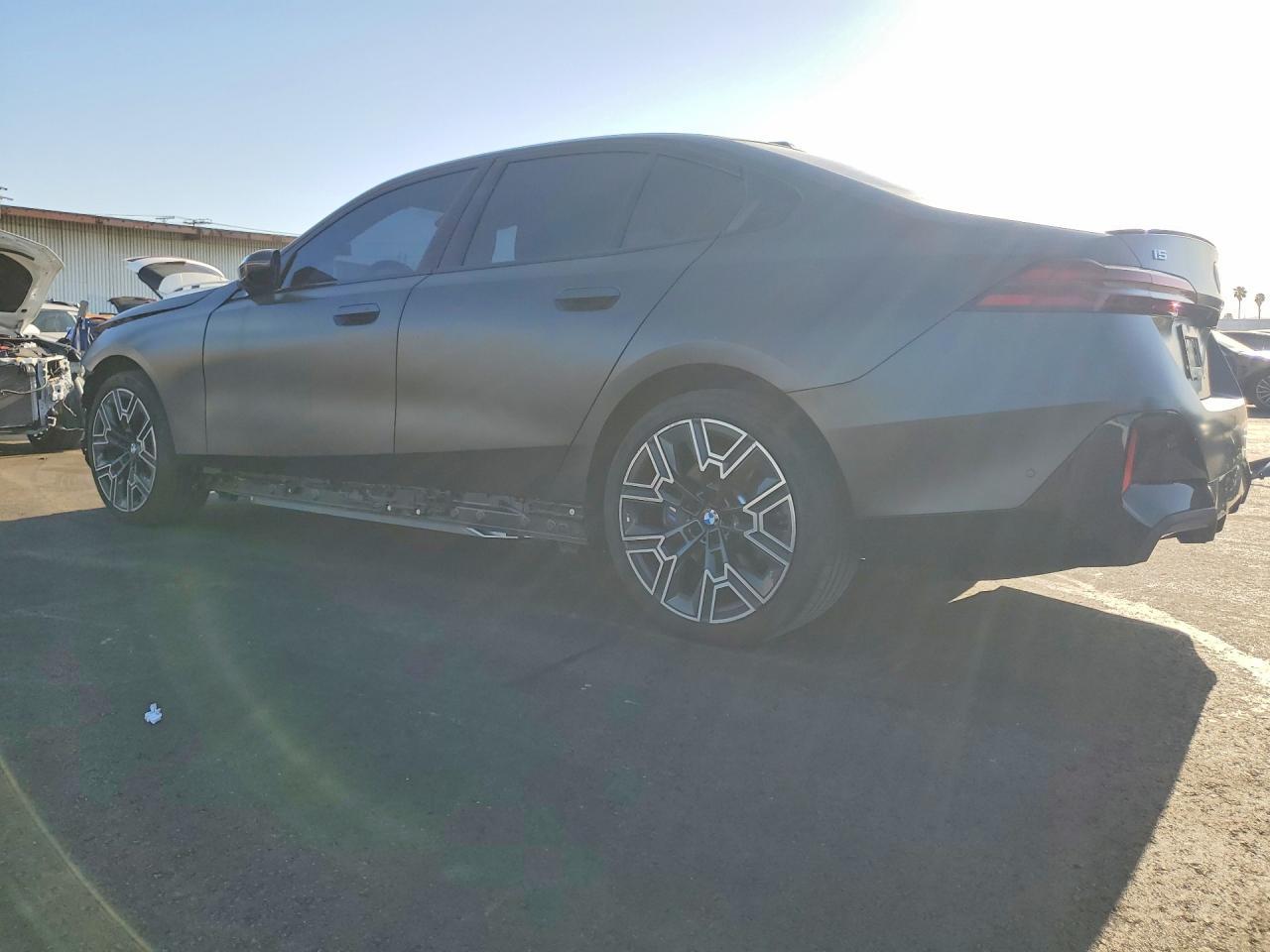 2026 BMW i5