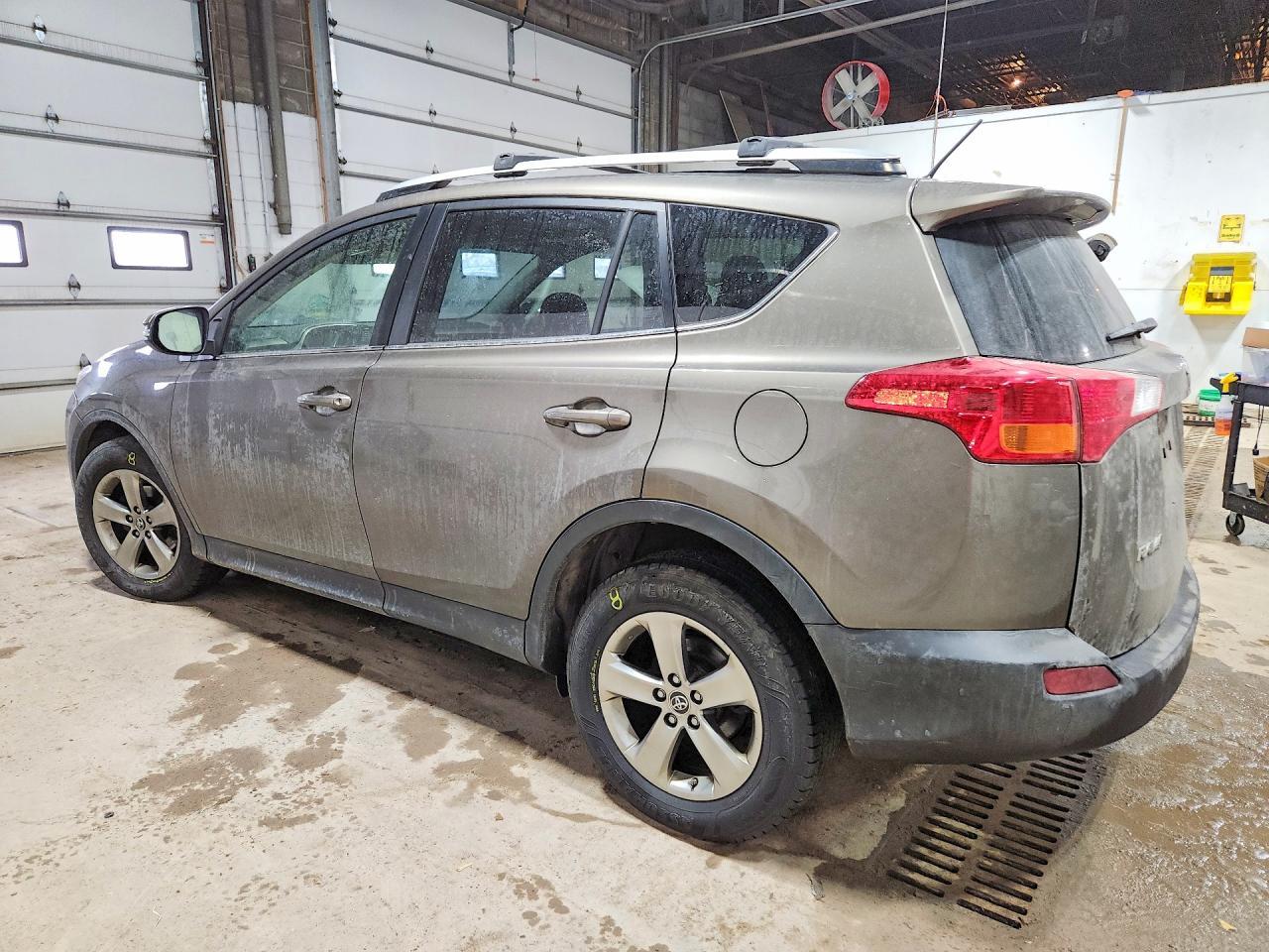 2015 TOYOTA RAV4