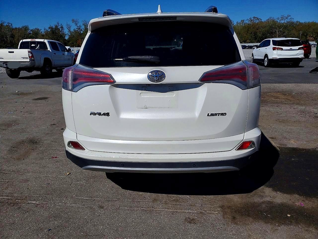 2016 TOYOTA RAV4