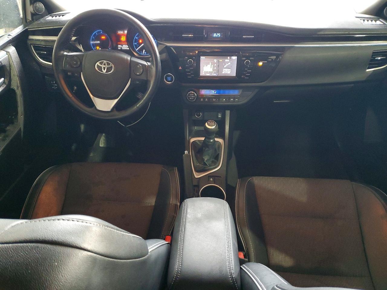 2015 TOYOTA COROLLA