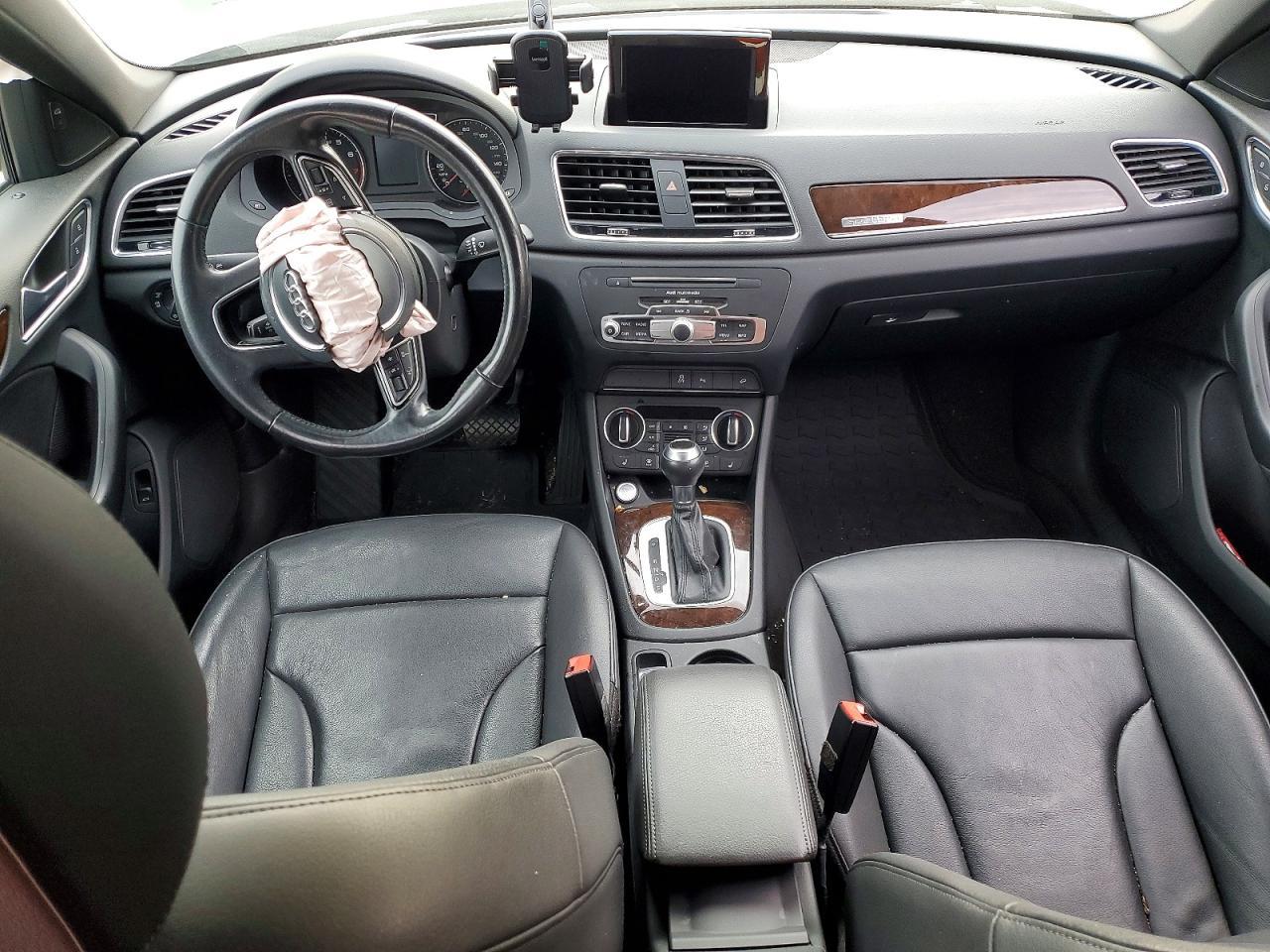 2016 AUDI Q3