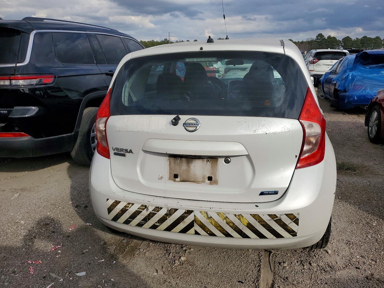 2015 NISSAN Versa Note
