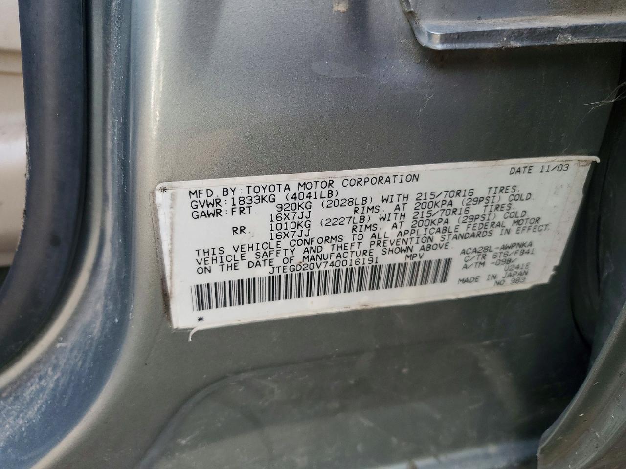 2004 TOYOTA RAV4