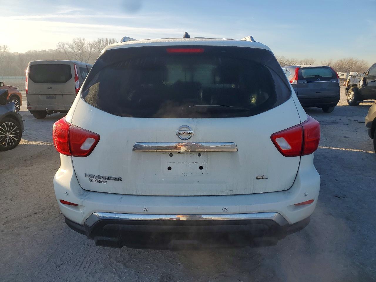 2018 NISSAN PATHFINDER
