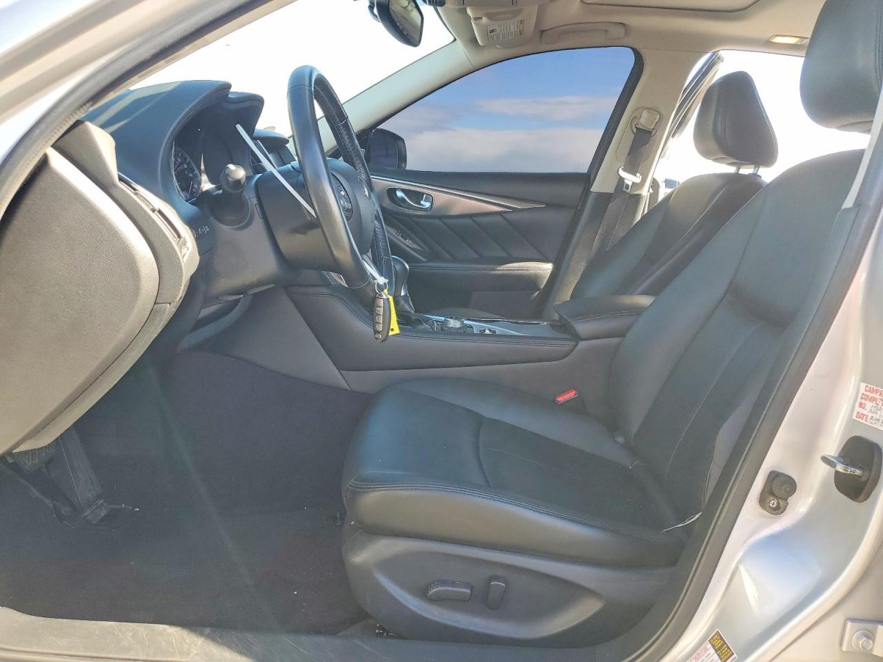 2017 INFINITI Q50